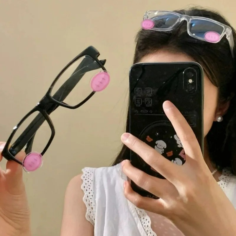 Cute Blush Glasses Anime Style - Anime Cosplay Girl Photo avaliação e preço